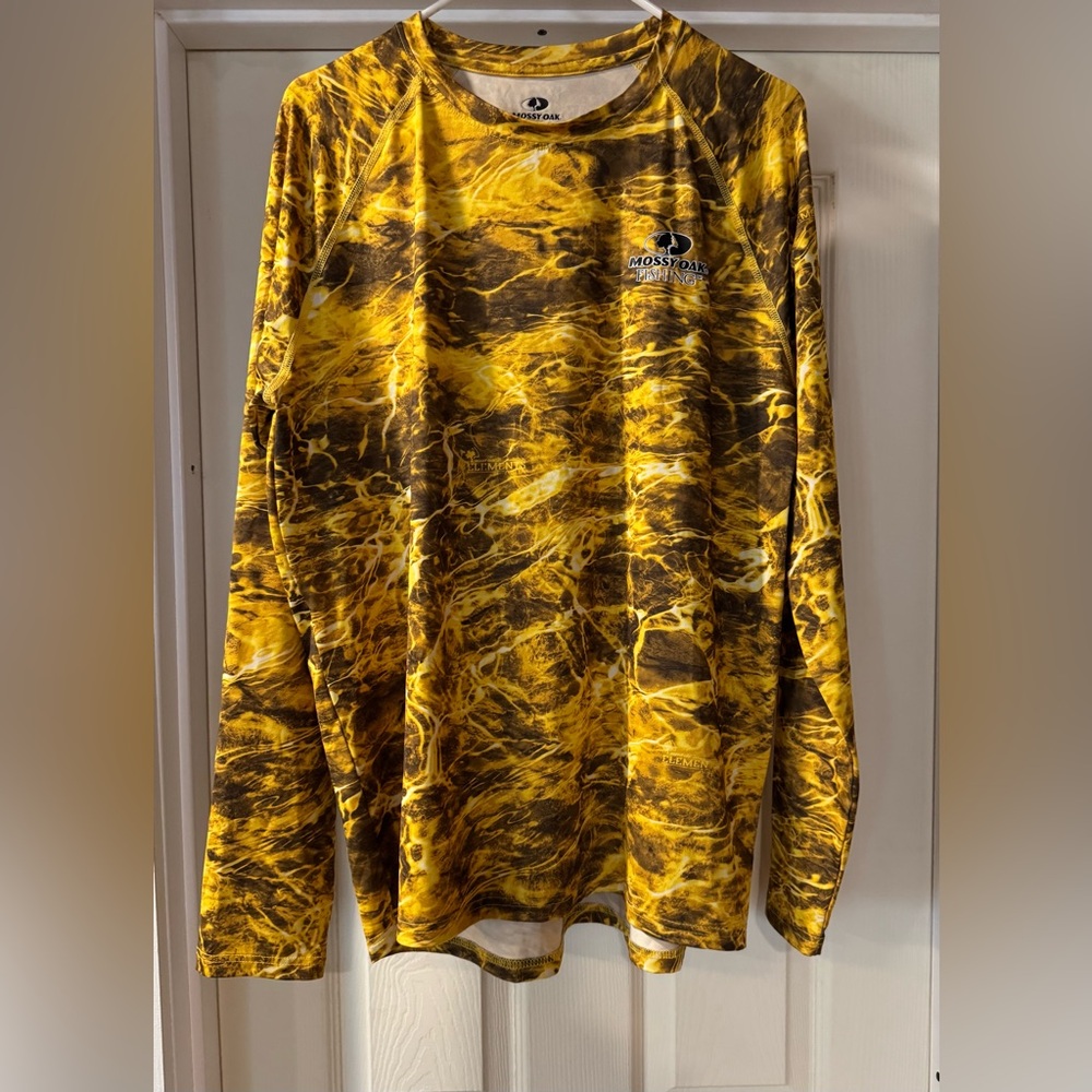 Mossy Oak Men's Vibrant Yellow and Brown Long Sleeve Tee Size Large